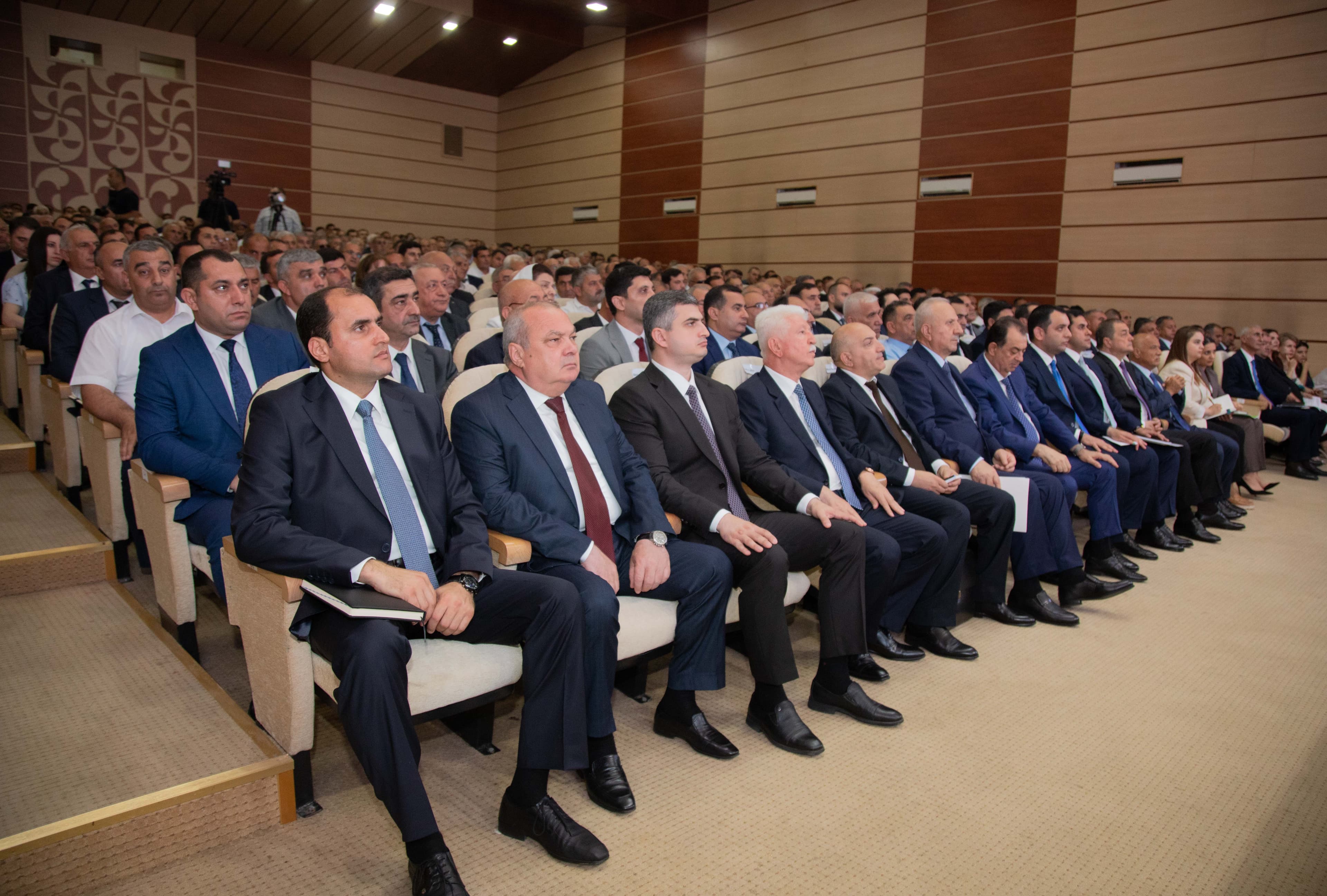 Lənkəranda aqrar sahənin inkişafına dair 2026–2030 Dövlət Proqramı müzakirə olunub — 9