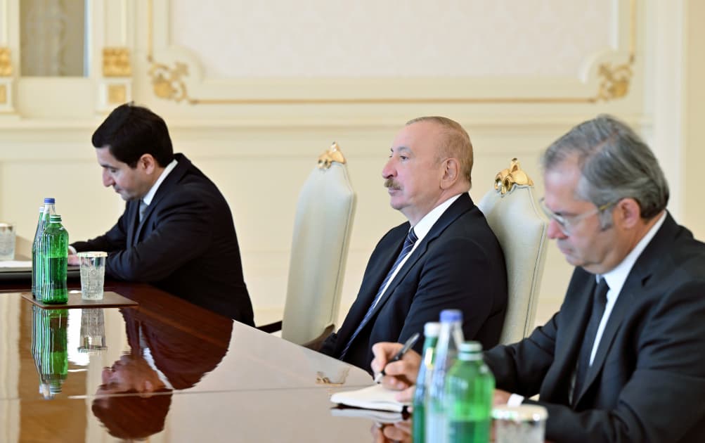 Prezident İlham Əliyev ABŞ Konqresinin Nümayəndələr Palatasının üzvünü qəbul edib — 4