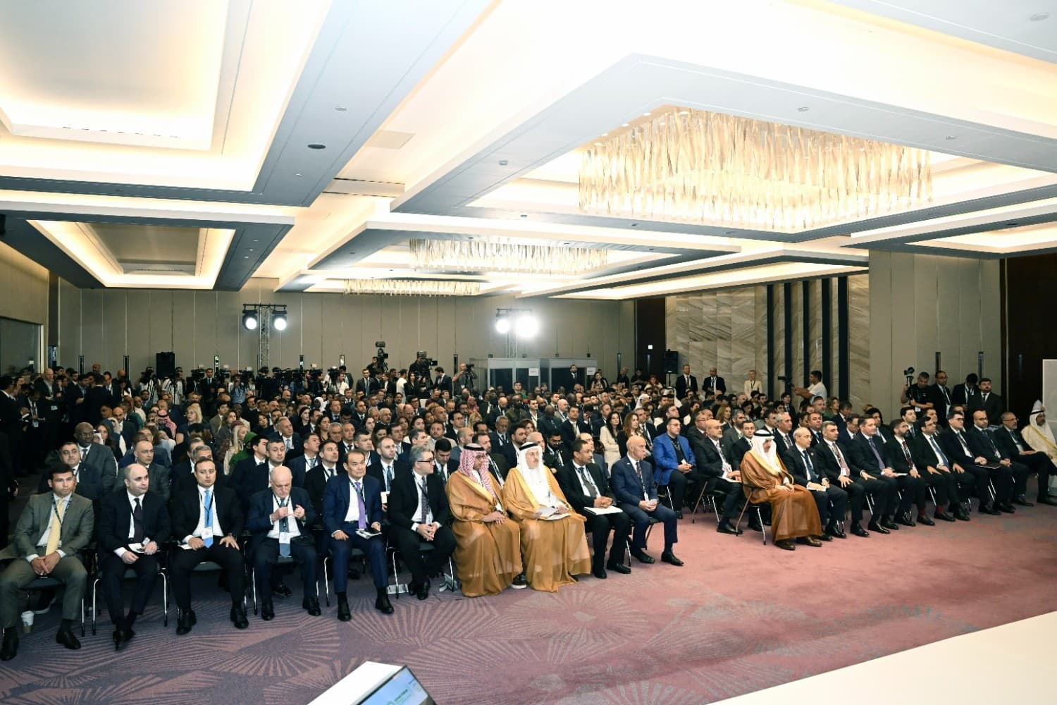 Bakıda İİB Qrupunun Özəl Sektor Forumunun açılış mərasimi keçirilib — 2