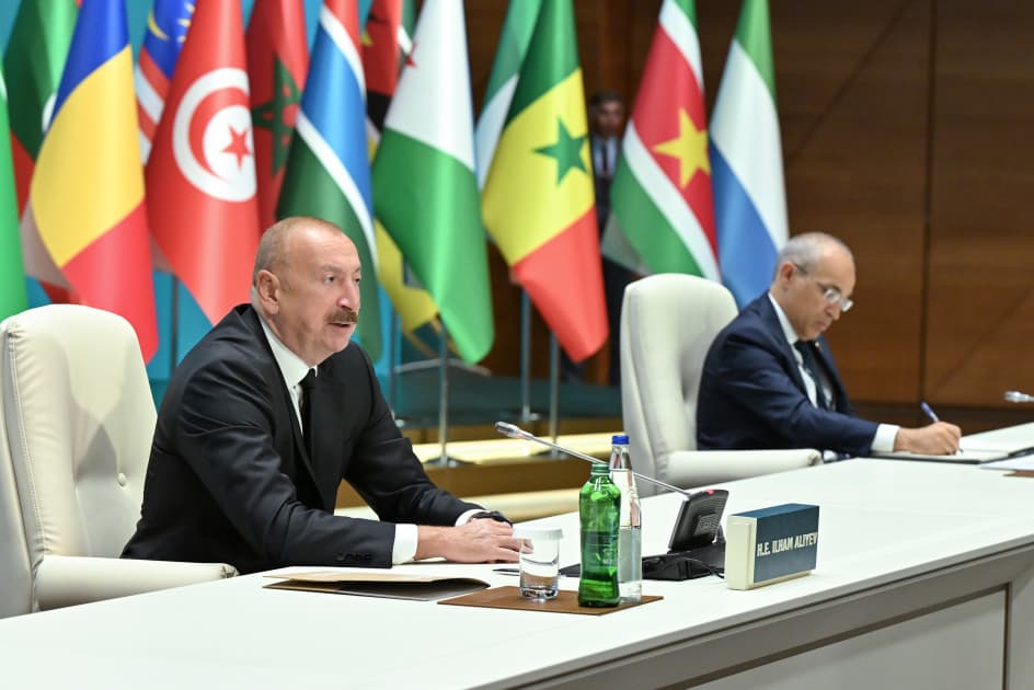 Prezident İlham Əliyevin iştirakı ilə Bakıda İslam İnkişaf Bankı Qrupunun 2026-cı il üzrə İllik Toplantılarının açılış mərasimi keçirilib - Şəkil 15