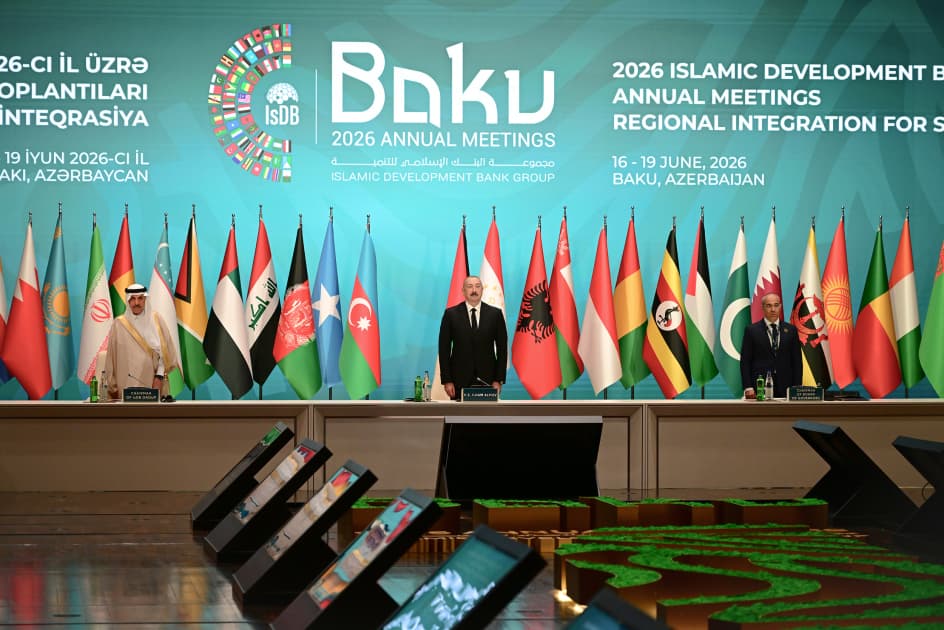 Prezident İlham Əliyevin iştirakı ilə Bakıda İslam İnkişaf Bankı Qrupunun 2026-cı il üzrə İllik Toplantılarının açılış mərasimi keçirilib - Şəkil 23