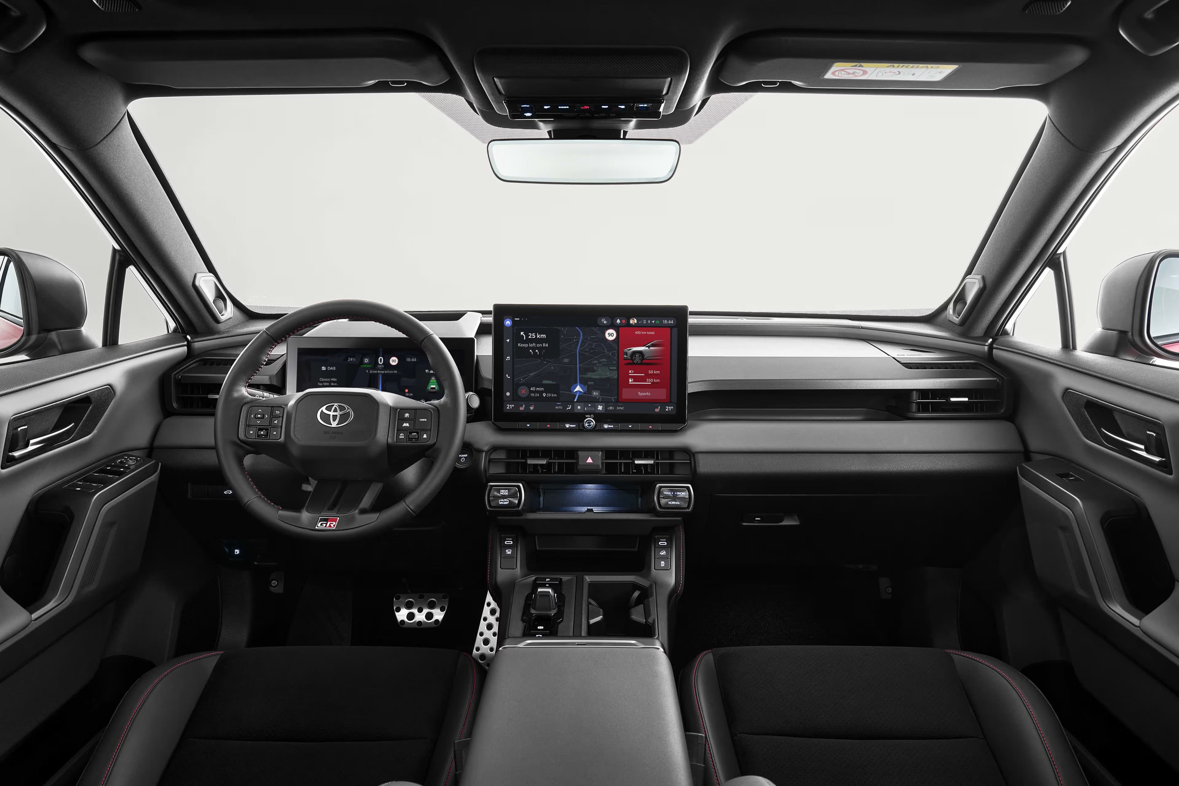 Azərbaycanda yeni Toyota RAV4: qiymət və texniki göstəricilər açıqlanıb — 4