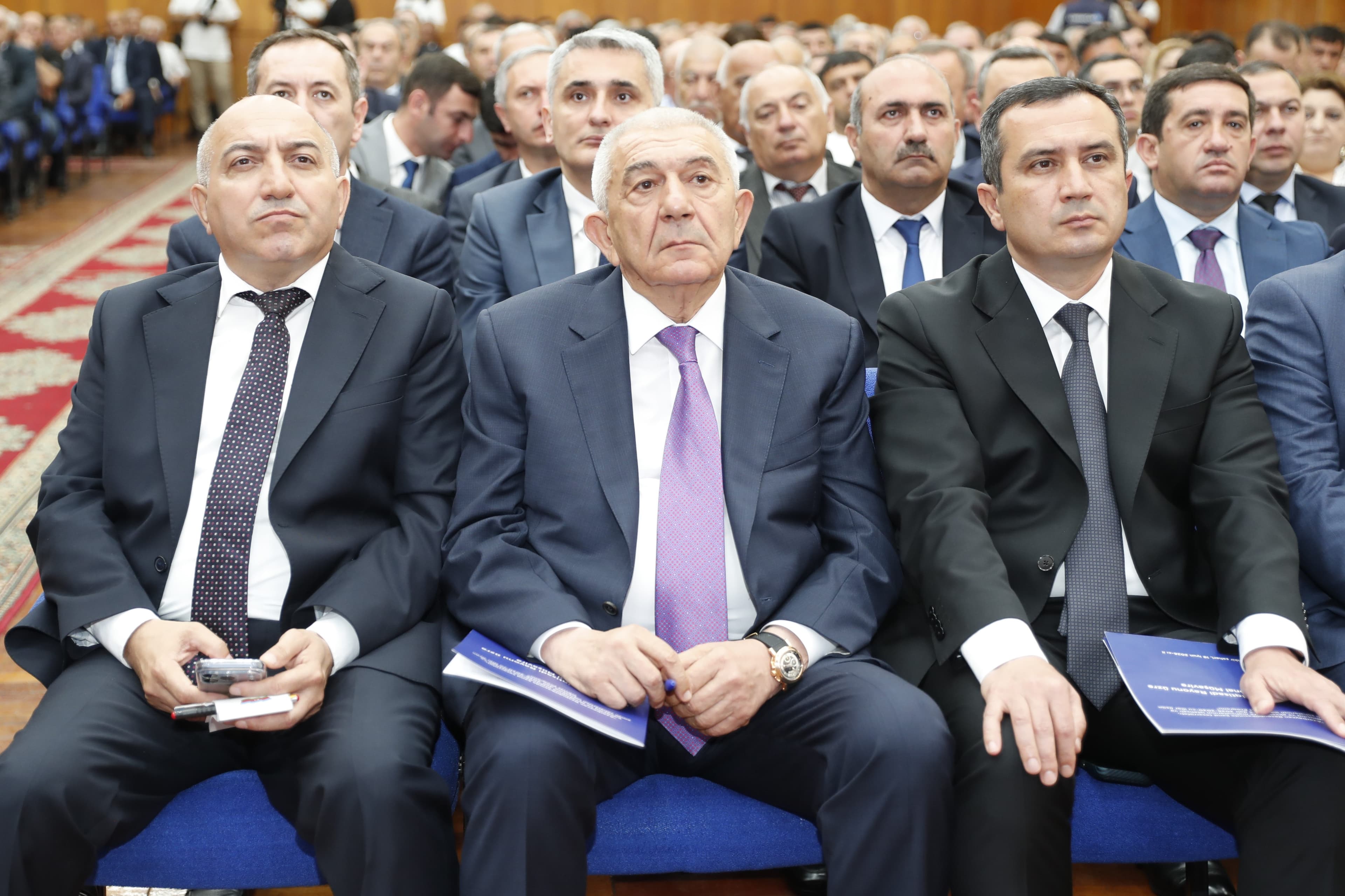 Şəmkirdə aqrar sahədə yeni Dövlət Proqramının müzakirəsi ilə bağlı regional müşavirə keçirilib — 11