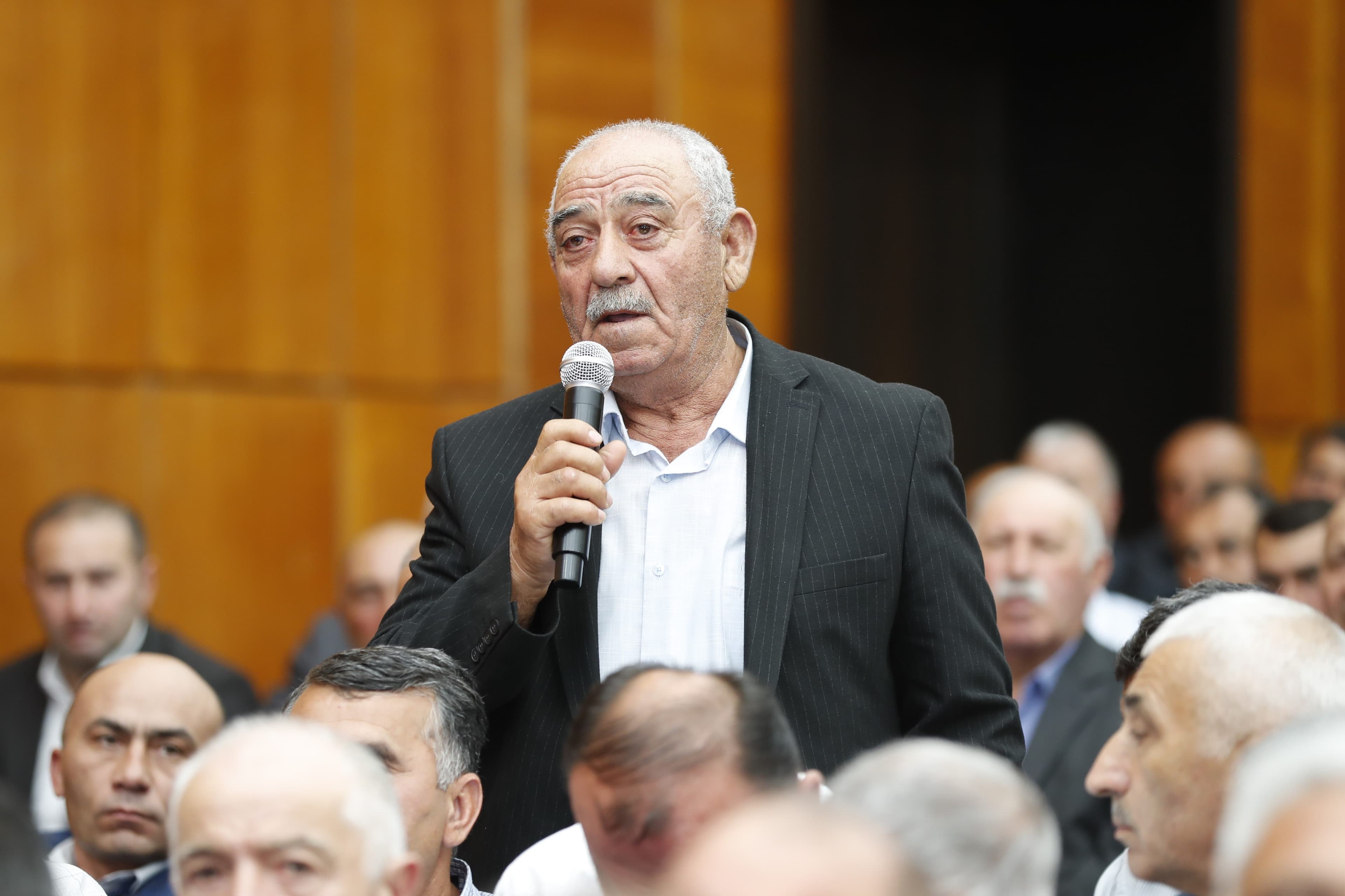 Şəmkirdə aqrar sahədə yeni Dövlət Proqramının müzakirəsi ilə bağlı regional müşavirə keçirilib — 17