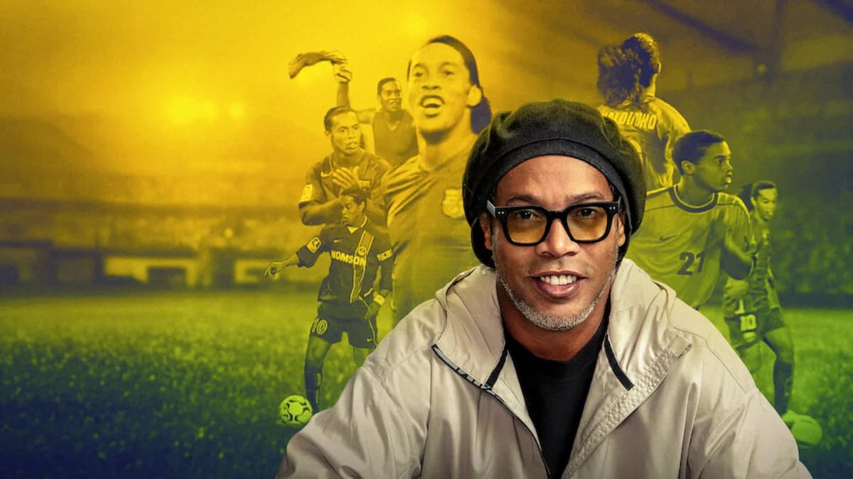 Ronaldinyo peşəkar futbola qayıtmağa hazırlaşır