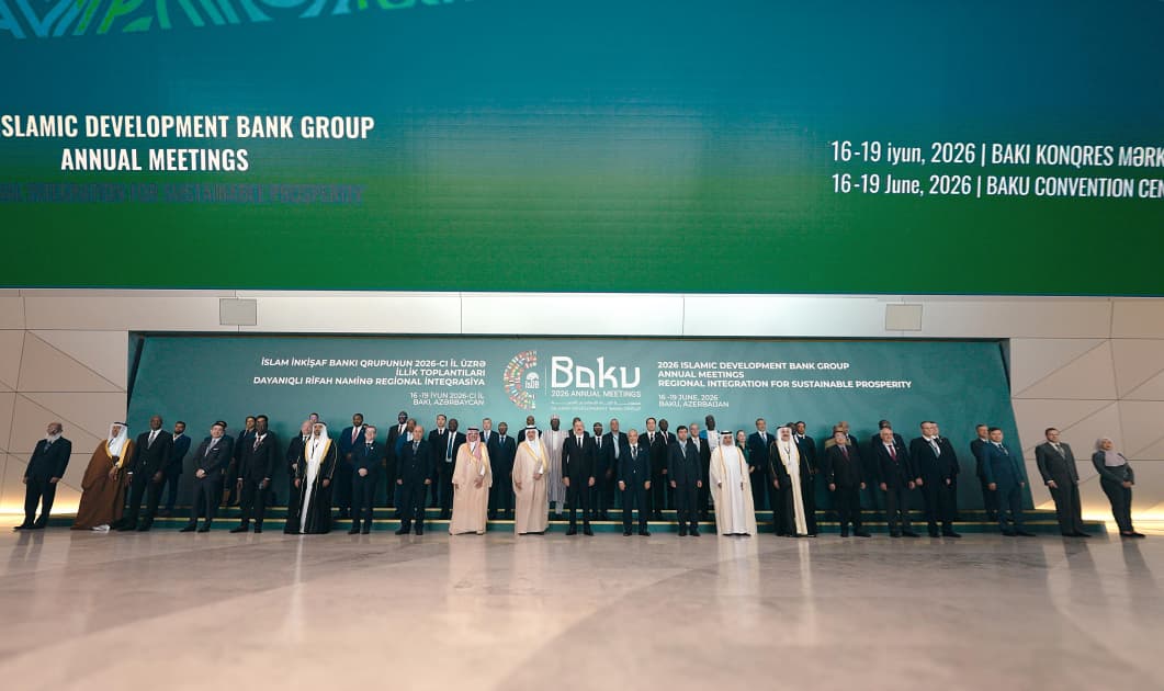 İİB Qrupu və Bakı Özəl Sektor Forumu: Regional inteqrasiya qlobal iqtisadi arxitekturanın yeni mərhələsi kimi — 8