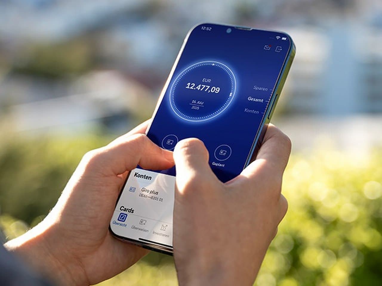 Tam rəqəmsal bankçılıq: bütün maliyyə əməliyyatları bir mobil platformada