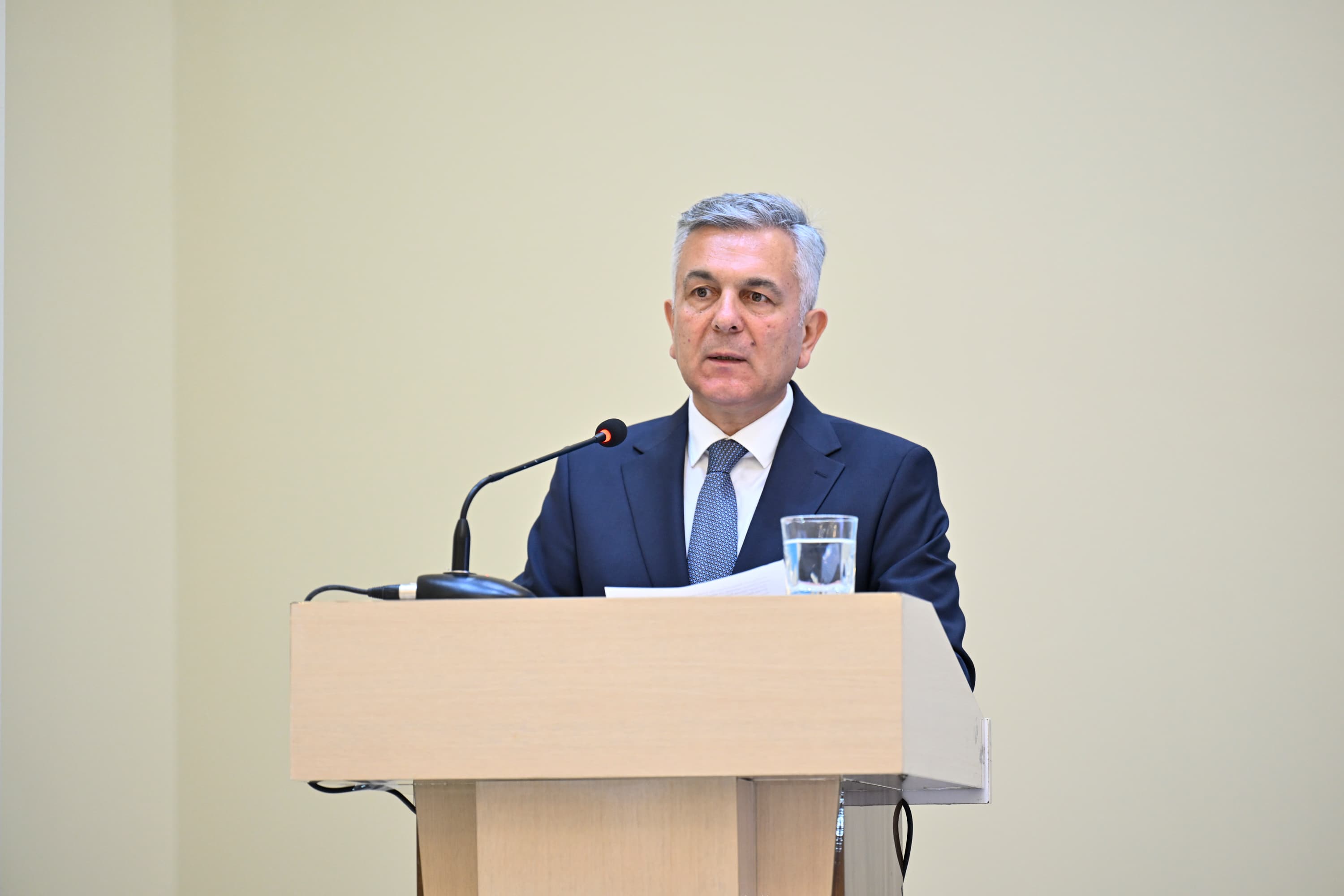 Biləsuvarda aqrar sahədə yeni Dövlət Proqramının müzakirəsi ilə bağlı regional müşavirə keçirilib — 13