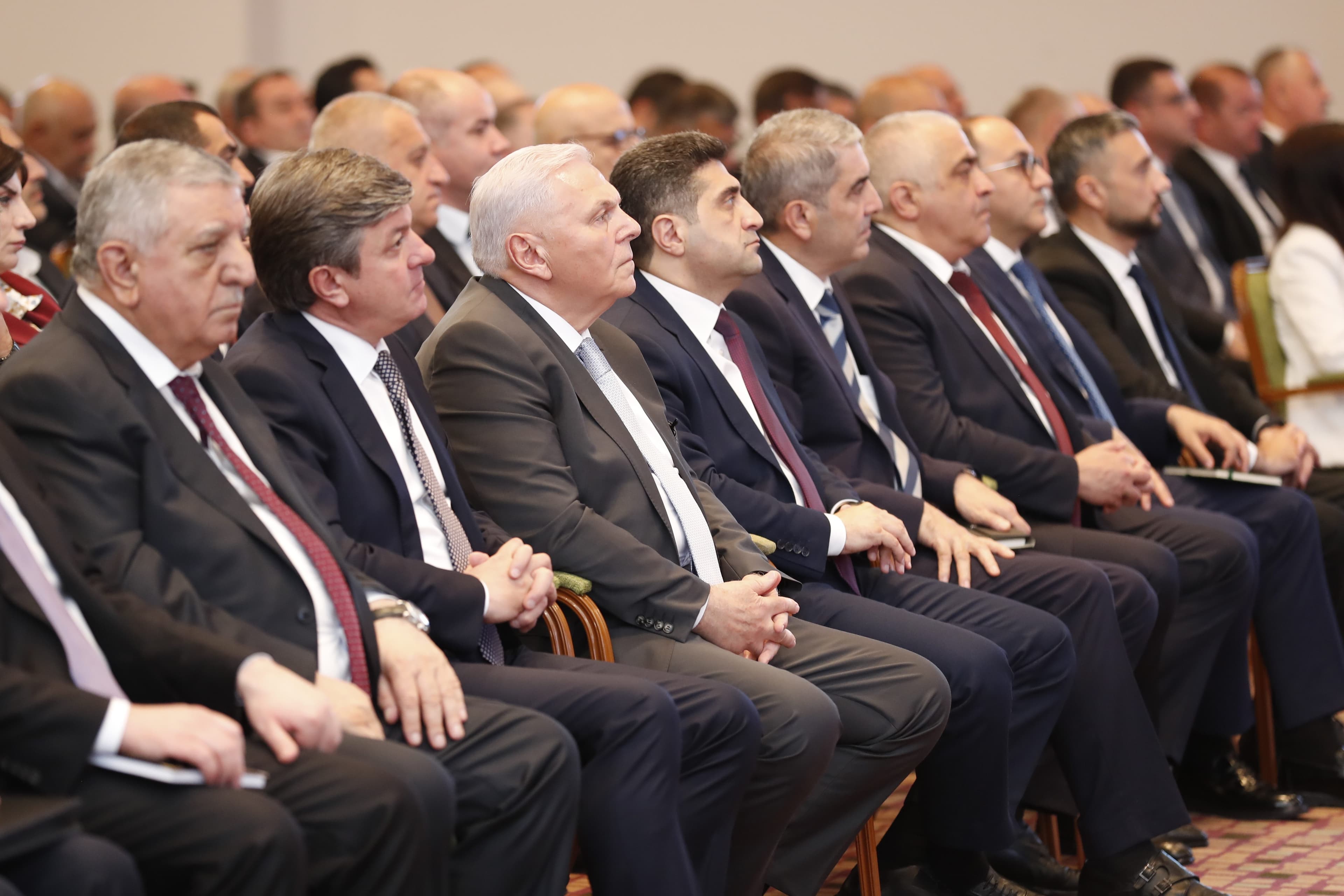 Qaxda aqrar sahədə yeni Dövlət Proqramının müzakirəsi ilə bağlı regional müşavirə keçirilib — 8