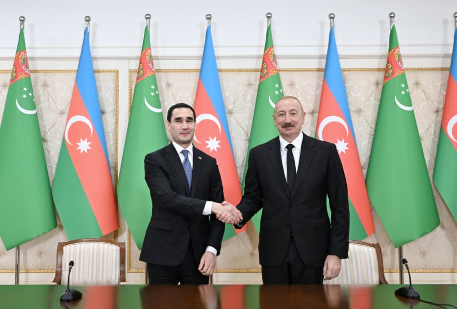 Azərbaycan–Türkmənistan münasibətləri: strateji tərəfdaşlığın yeni mərhələsi və regional inteqrasiyanın dərinləşməsi — 17