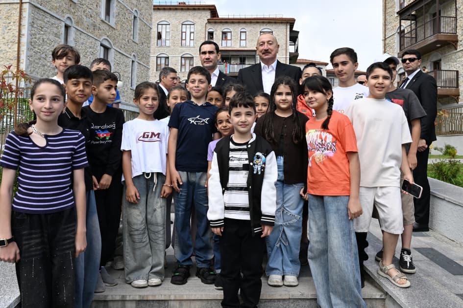 Azərbaycan–Türkmənistan münasibətləri: strateji tərəfdaşlığın yeni mərhələsi və regional inteqrasiyanın dərinləşməsi — 26