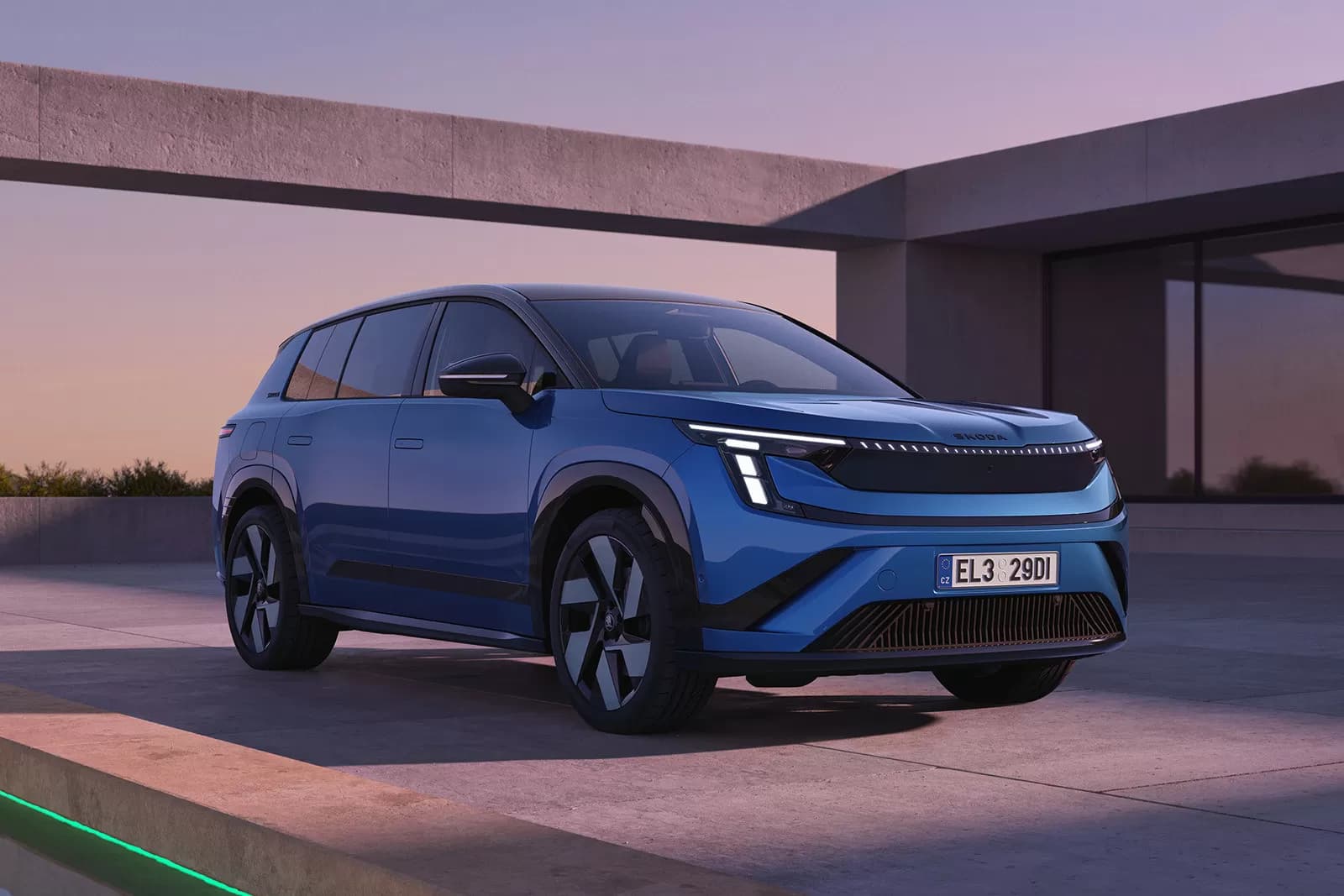 Skoda yeni flaqman Peaq krossoverini təqdim edib