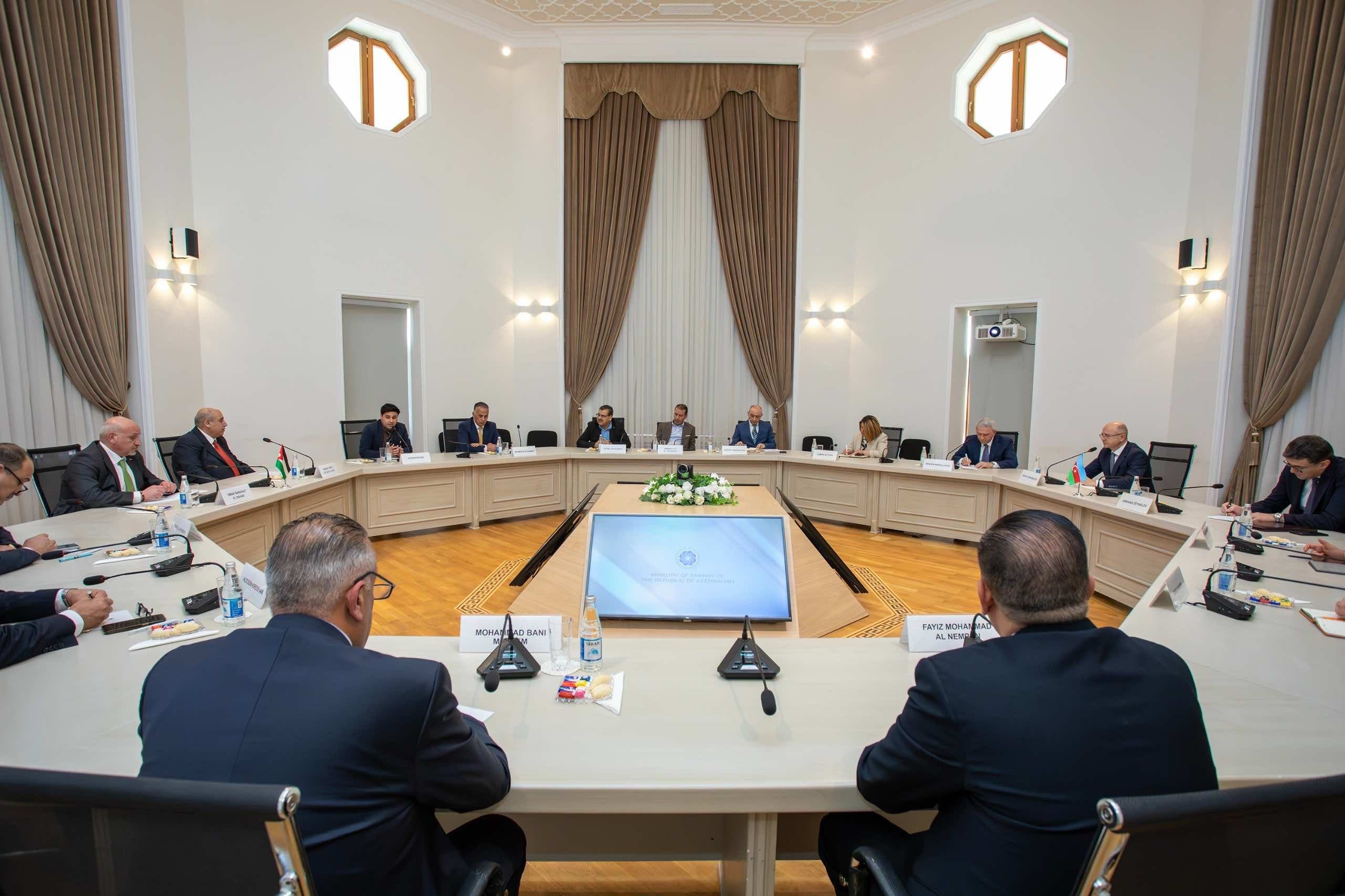 Azərbaycan və İordaniya Enerji Əməkdaşlığının Genişləndirilməsini Müzakirə Edib