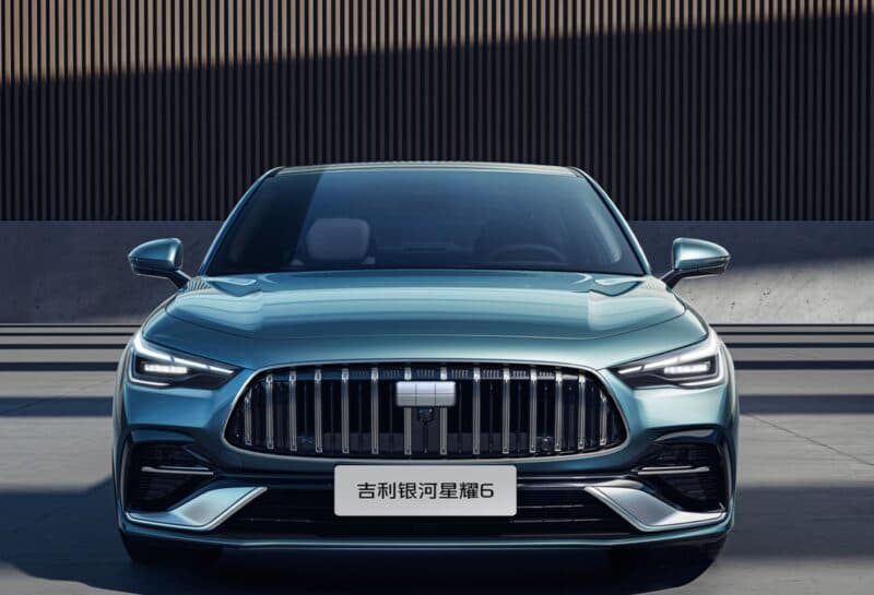 Geely Galaxy Starshine 6: Yeni nəsil plug-in hibrid sedan yüksək texnologiyalarla təchiz edilib — 6