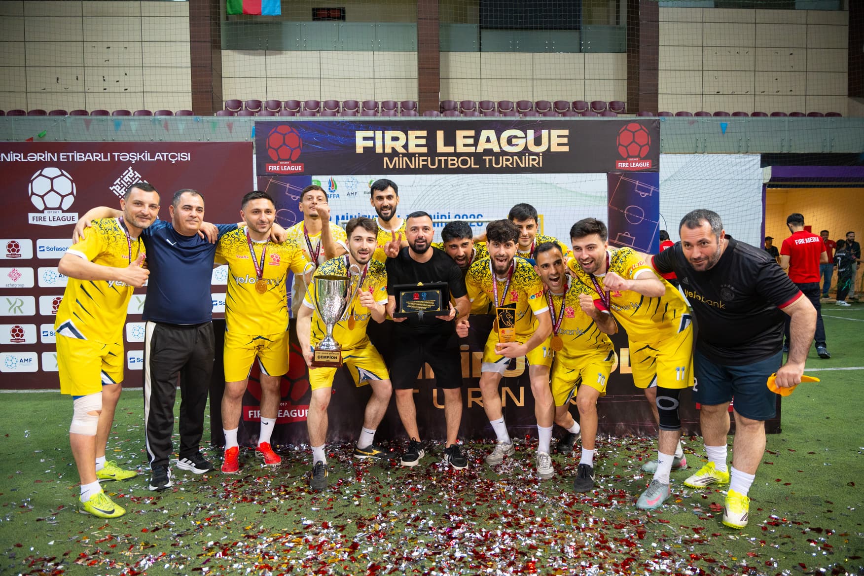 Yelo Bank şirkətlərarası futbol liqasının çempionu olub — 2