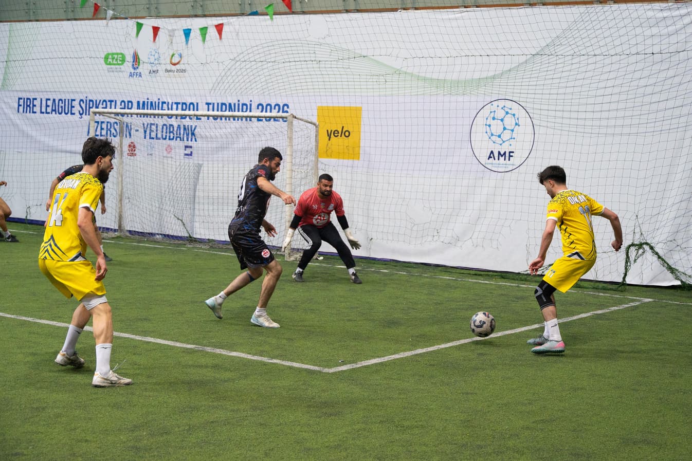 Yelo Bank şirkətlərarası futbol liqasının çempionu olub — 6