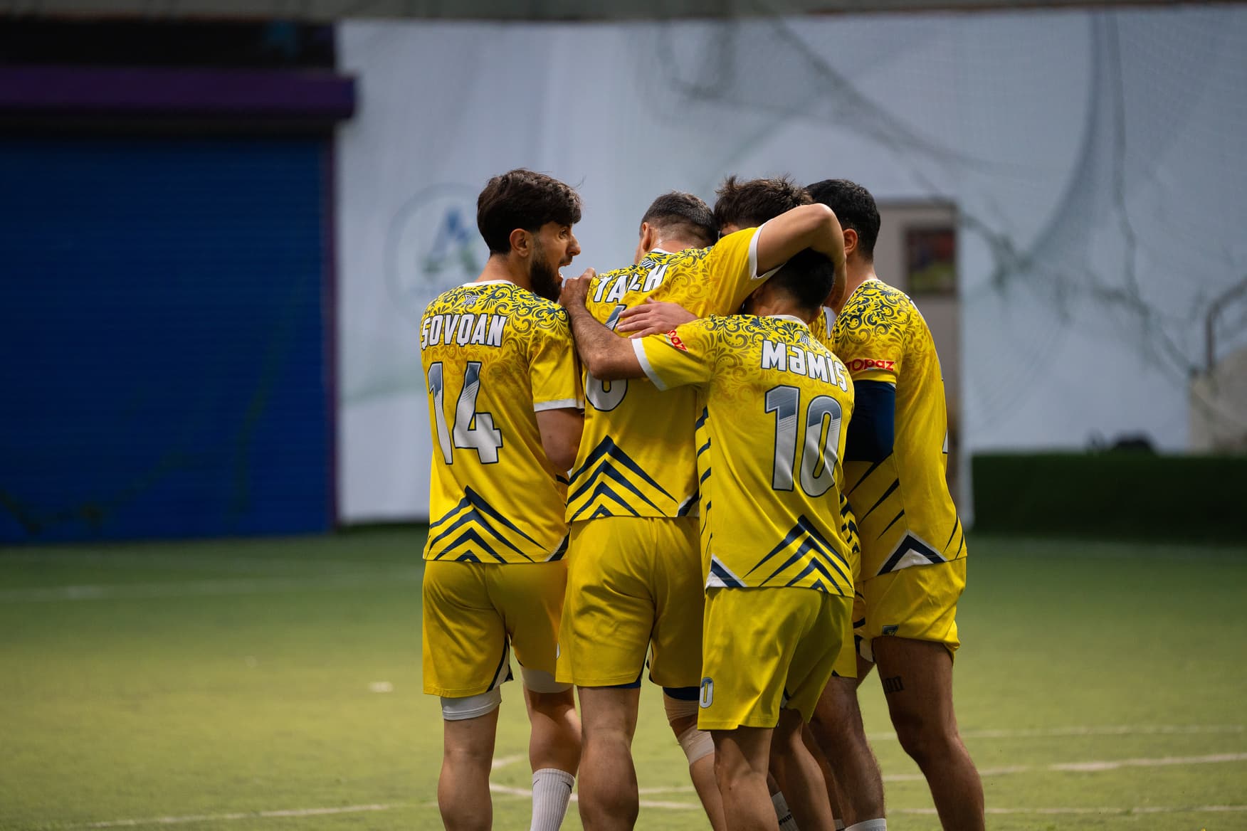 Yelo Bank şirkətlərarası futbol liqasının çempionu olub — 7