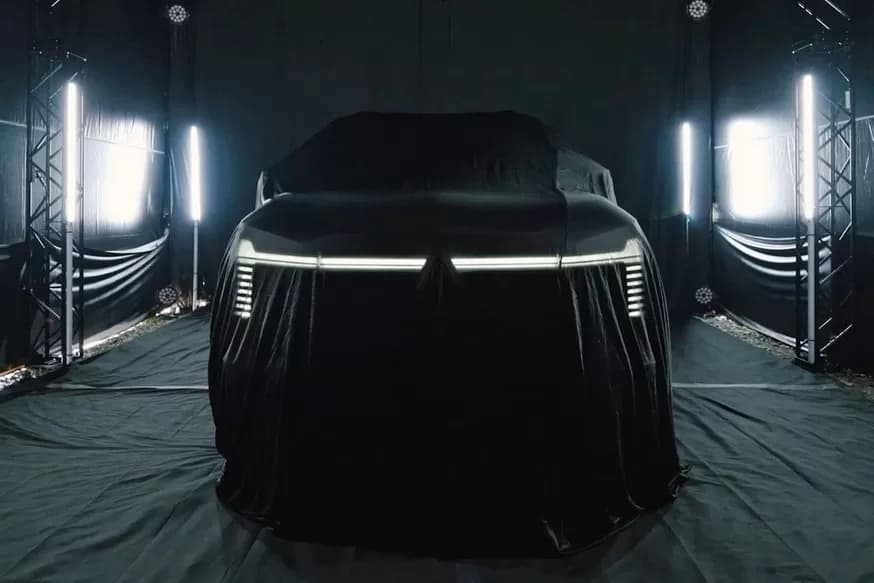 Yeni nəsil Mitsubishi Pajero premyeradan əvvəl nümayiş etdirilib