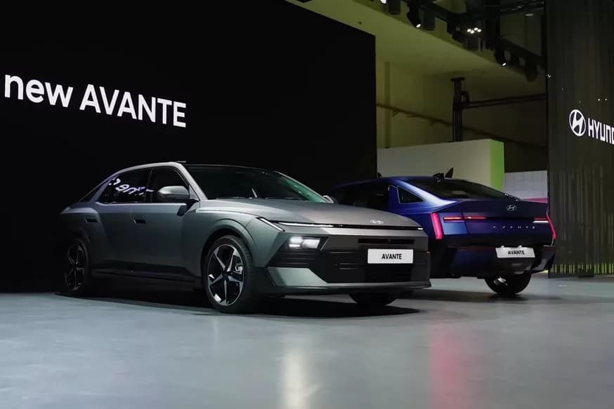 Yeni nəsil Hyundai Elantra canlı nümayiş etdirilib