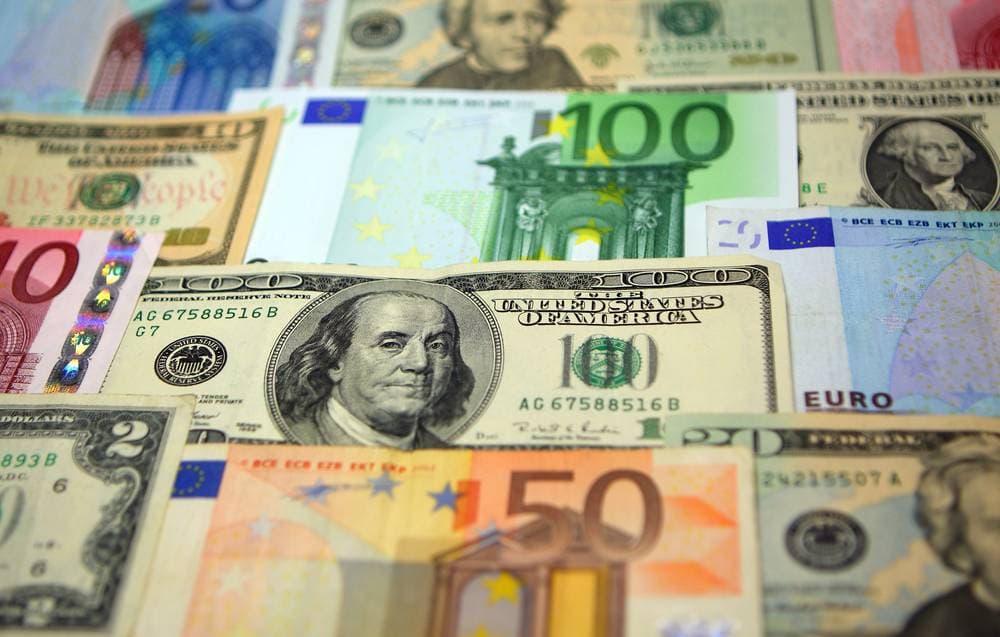 Çoxvalyutalı bank xidmətləri ilə maliyyə əməliyyatları asanlaşır