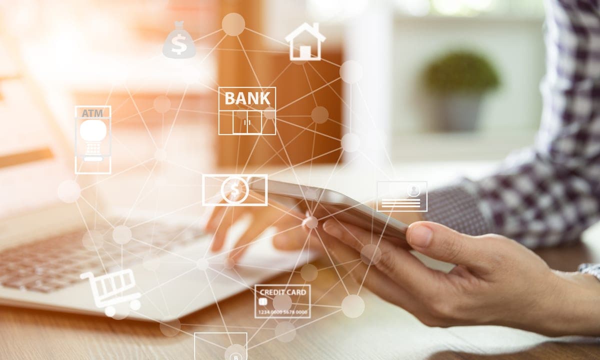 İnternet bankçılığı gündəlik maliyyə əməliyyatlarını sürətləndirir