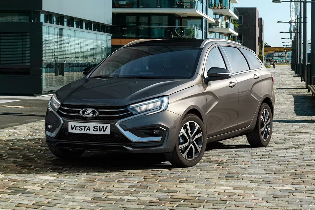 Lada Vesta yeni iqlimə nəzarət və telematika sistemi ilə təqdim olunub