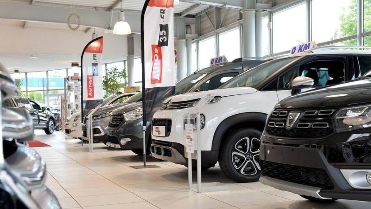 Böyük Britaniyada avtomobil satışları iyunda 11,4 faiz artıb