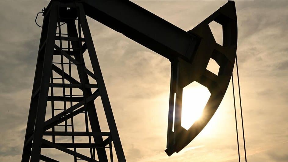 Brent neftinin qiyməti 72 dollar səviyyəsində ticarət olunur