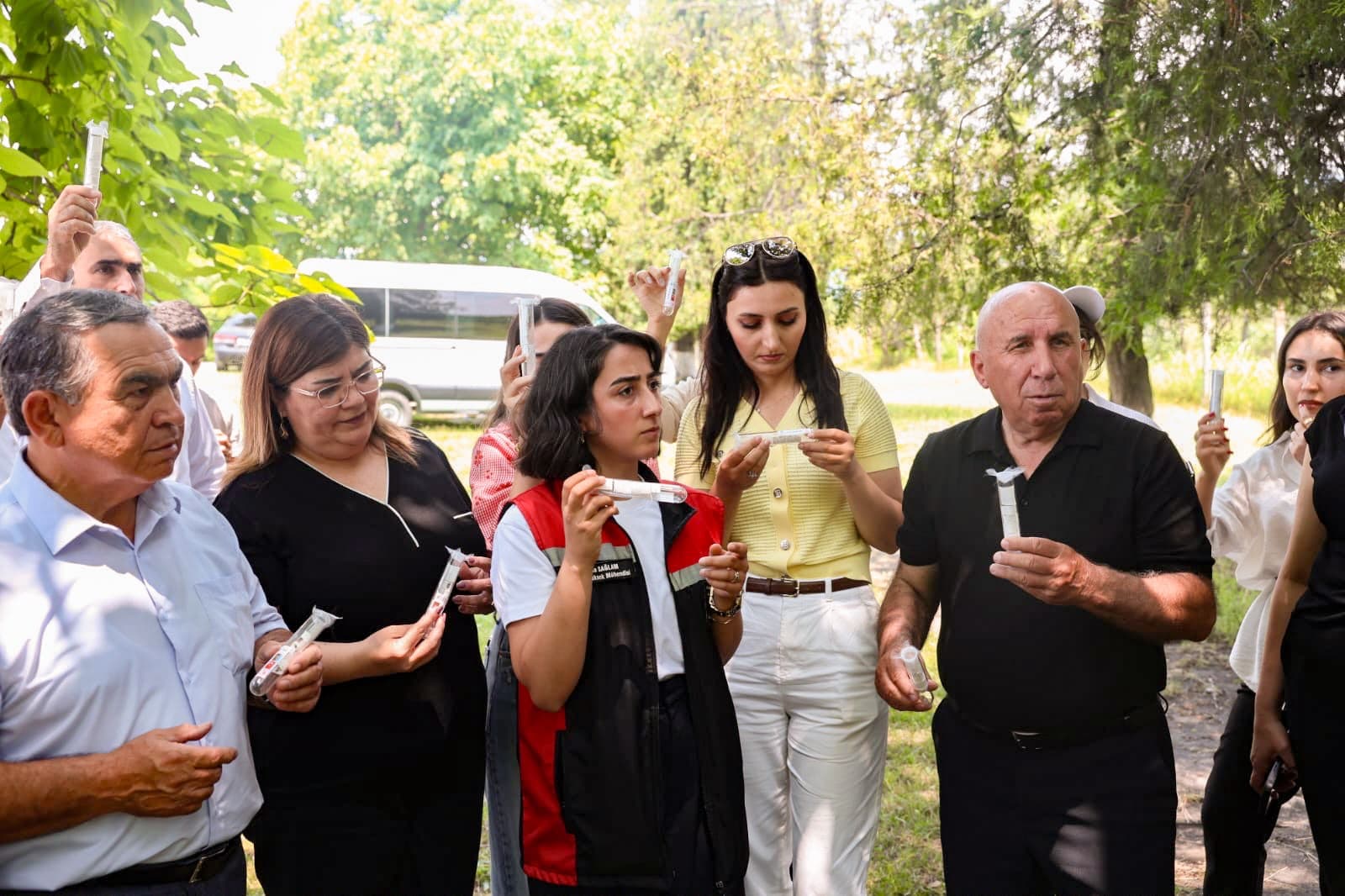Qəhvəyi mərmər bağacığına qarşı Samuray arılarının təbii mühitə buraxılmasına başlanılıb — 9