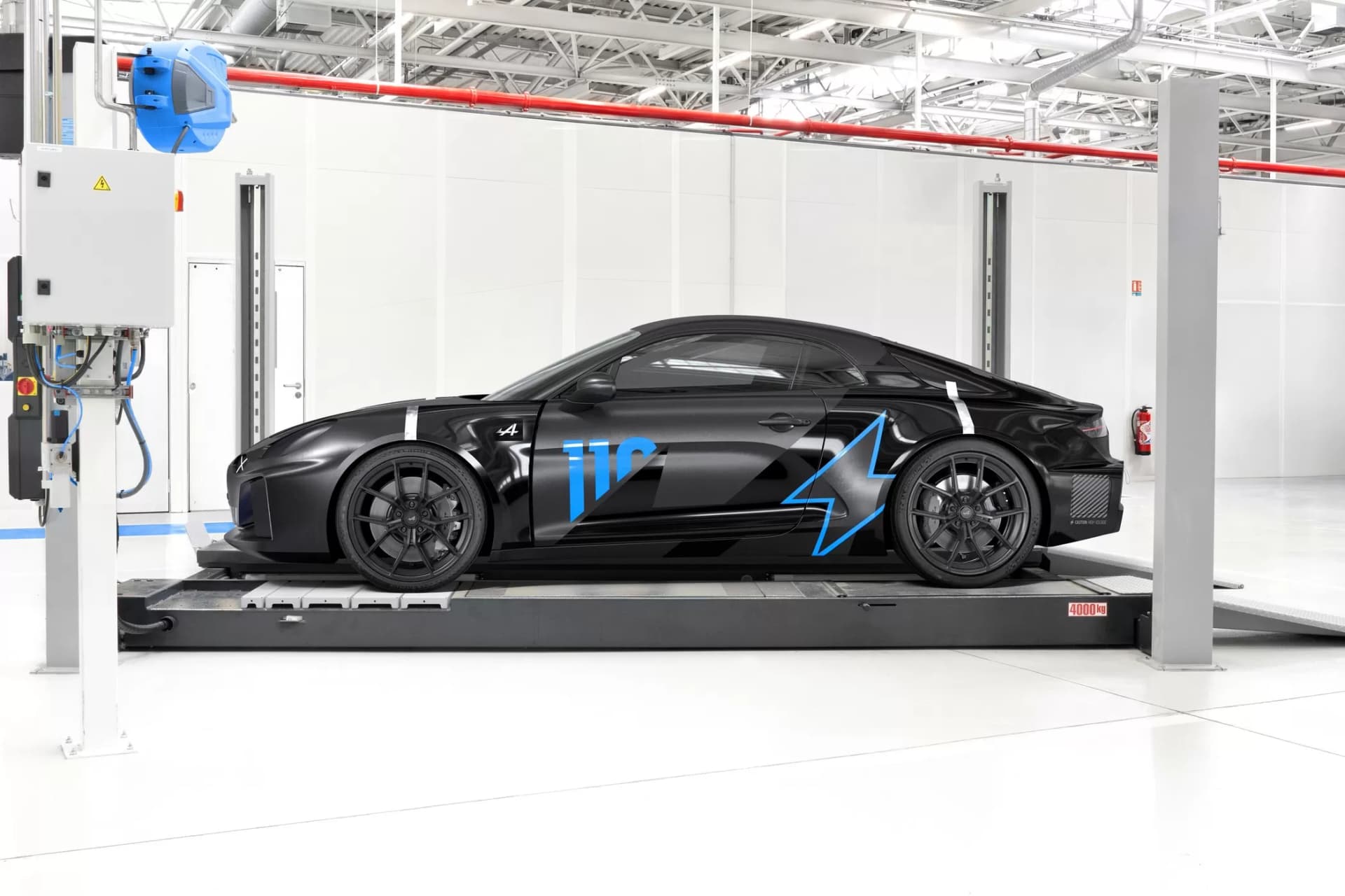 Benzin mühərrikli Alpine A110 istehsaldan çıxarılıb