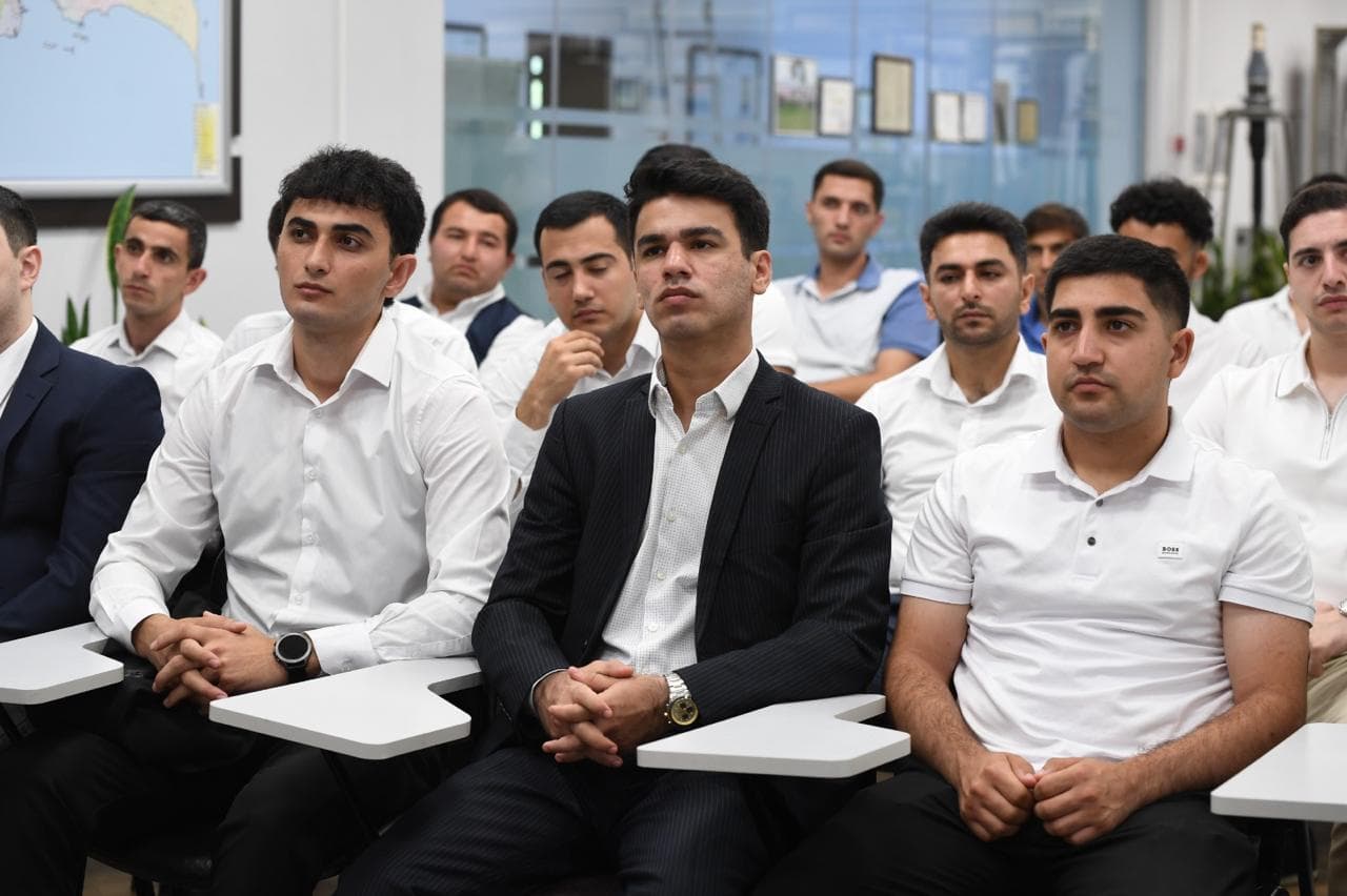 “Azərişıq” və Dövlət Məşğulluq Agentliyinin Layihəsi ilə Yeni İş İmkanları Yaradılıb — 5
