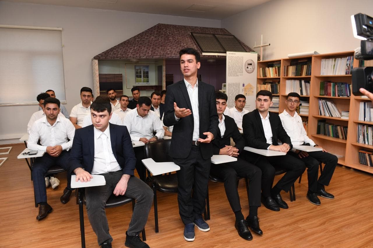 “Azərişıq” və Dövlət Məşğulluq Agentliyinin Layihəsi ilə Yeni İş İmkanları Yaradılıb — 12