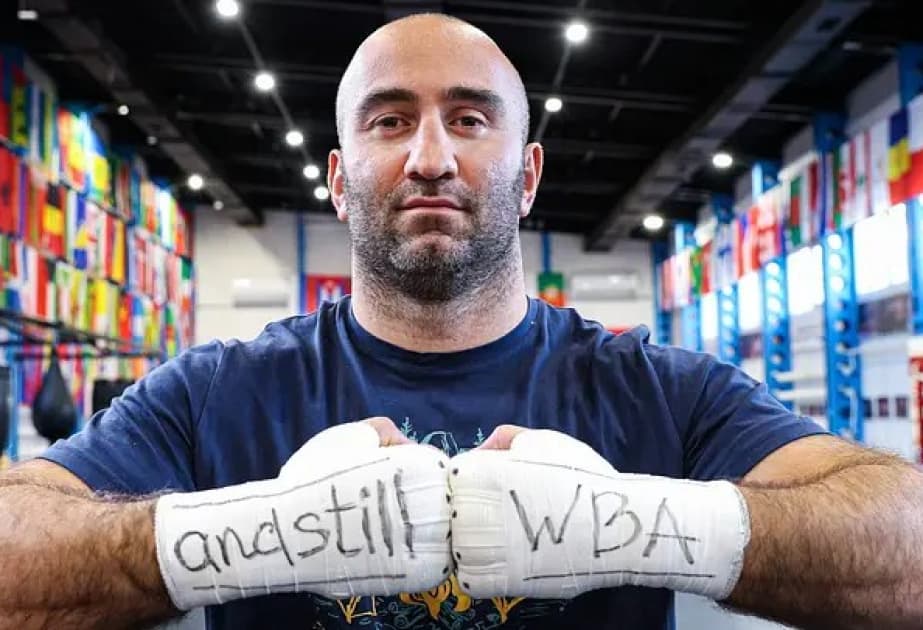 Murat Qassiyev WBA dünya çempionu titulunu qoruyub