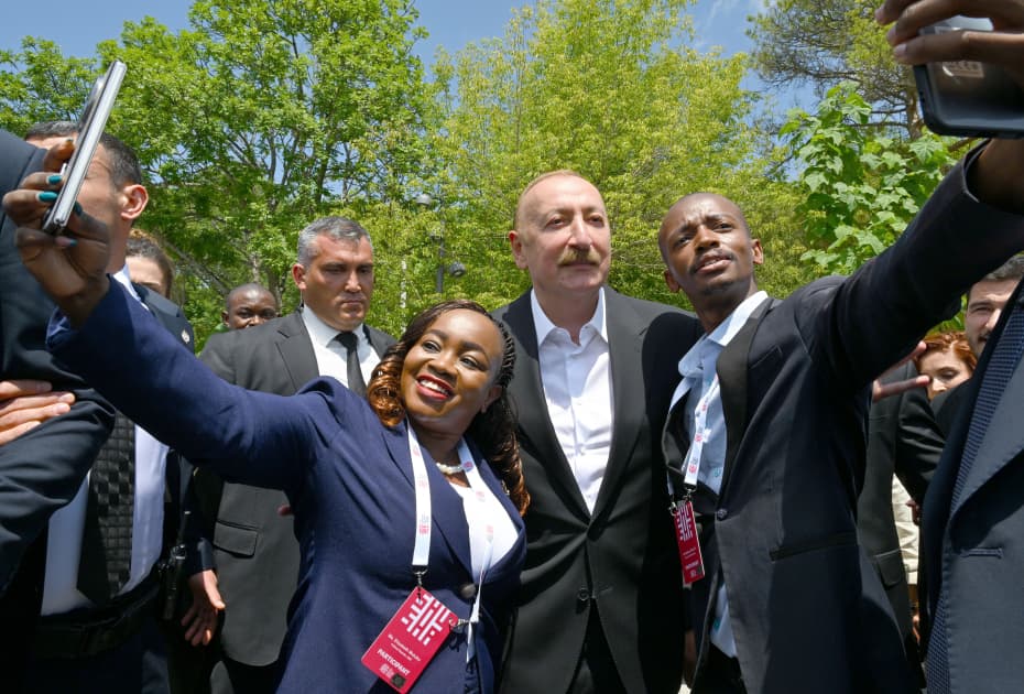Prezident İlham Əliyev IV Şuşa Qlobal Media Forumunun açılışında iştirak edib — 3