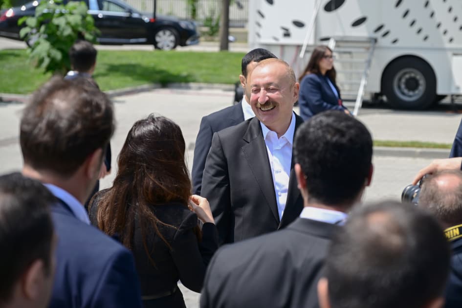Prezident İlham Əliyev IV Şuşa Qlobal Media Forumunun açılışında iştirak edib — 4