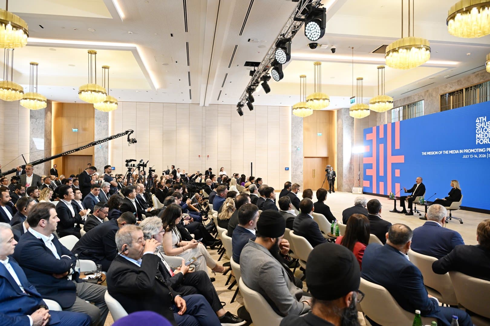 Prezident İlham Əliyev IV Şuşa Qlobal Media Forumunun açılışında iştirak edib — 16