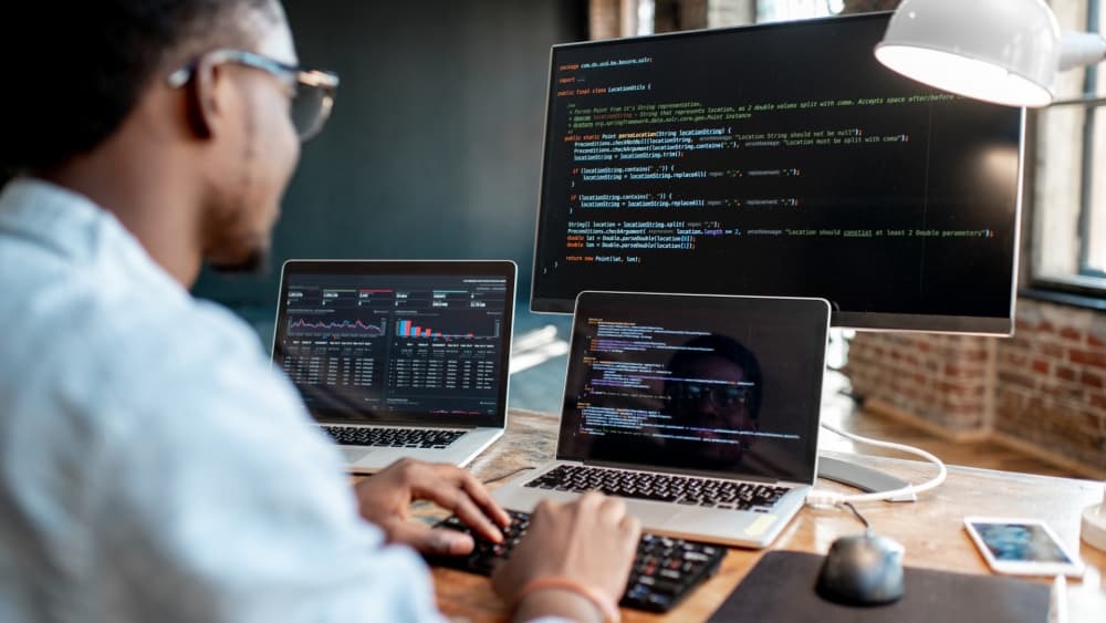 VAKANSİYA - Backend üzrə baş proqramçı