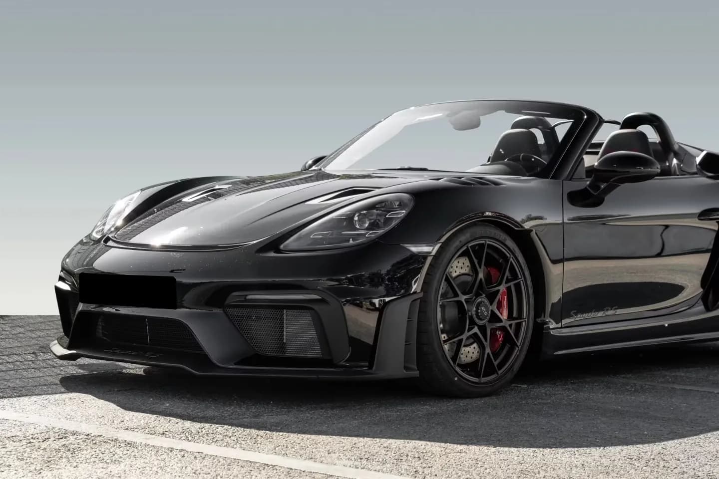 Porsche 718 Spyder RS yüksək dinamika və açıq kuzov dizaynını birləşdirir — 2