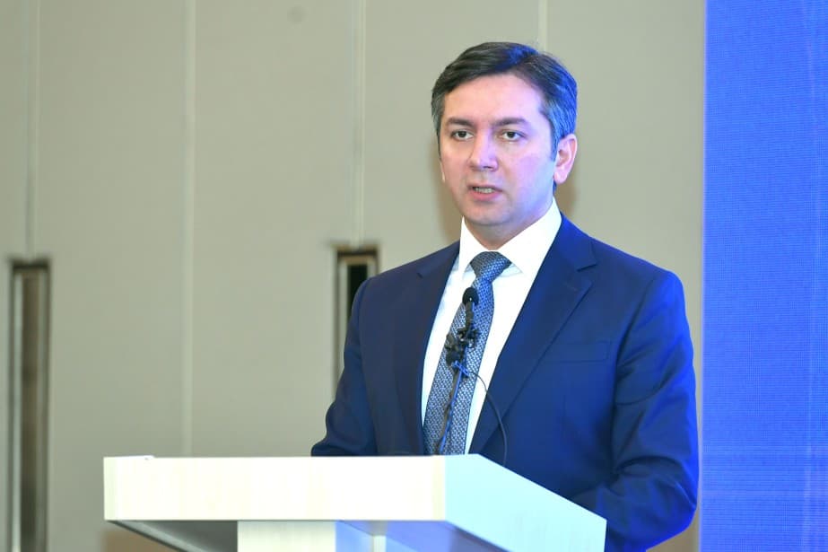 Dövlət büdcəsinin 25 faizi bərpa və yenidənqurma işlərinə yönəldilir - Yalçın Rəfiyev