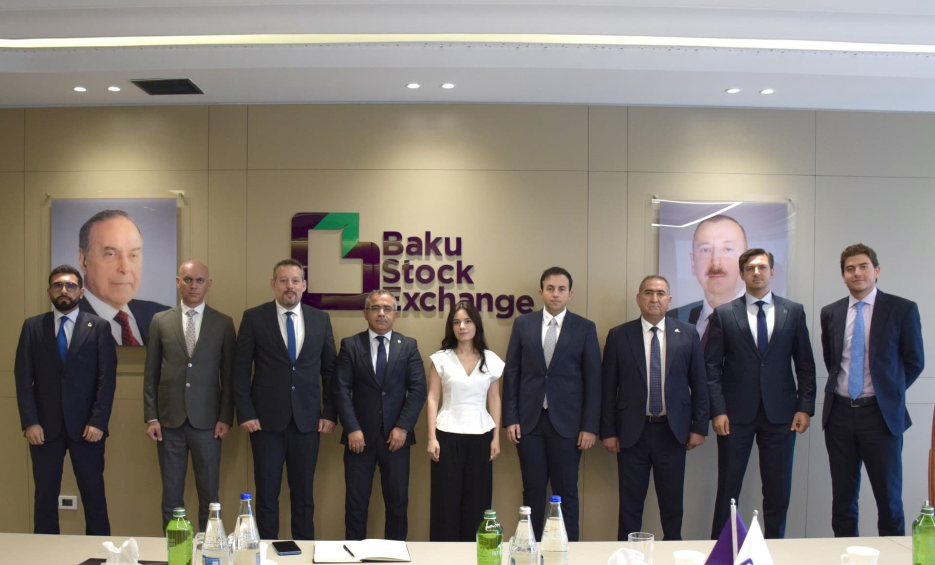 Bakı Fond Birjası Global Menkul Değerler və NP Petrol nümayəndə heyətini qəbul edib