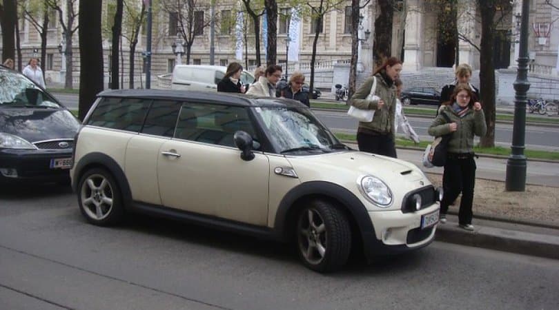 Mini Clubman universal yolsuzluq avtomobili ola bilər