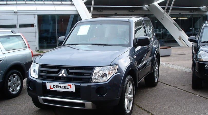 Mitsubishi Pajero yolsuzluq avtomobili Nissan Patrol-dan platforma alacaq