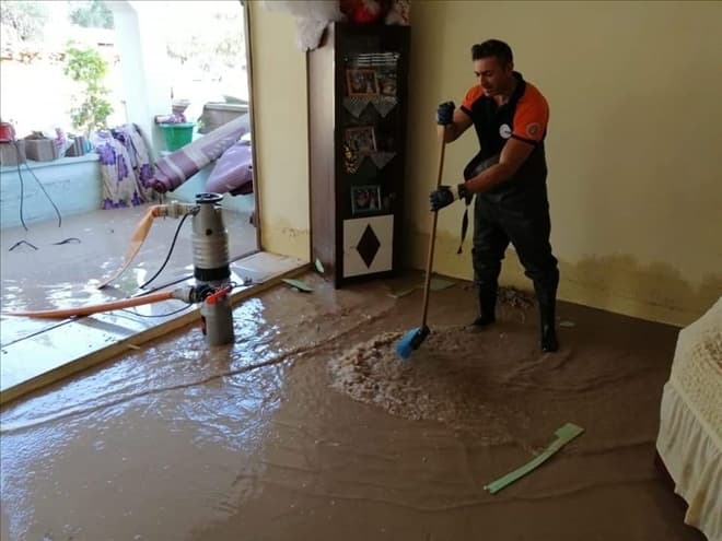 Bu halda evinizə su basıbsa 25 min manat alacaqsız