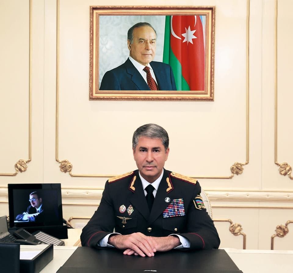 Vilayət Eyvazov polis bölməsinin rəisini dəyişdirib