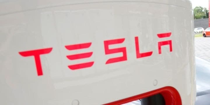 Tesla bu ölkəsdə endirimə gedəcək