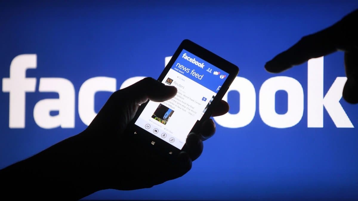 Facebook şirkətinin daha bir qanun pozuntusu ortaya çıxdı