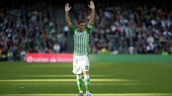 La Liqa təmsilçisi 38 yaşlı futbolçusu ilə müqaviləni uzadıb