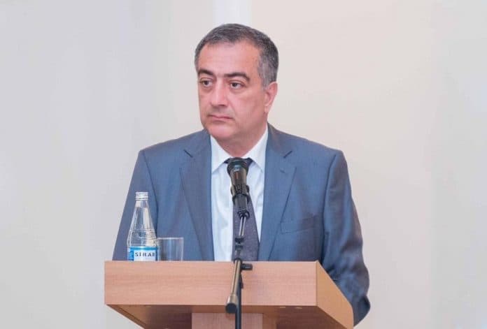 Elçin Zeynalov - DOSYE