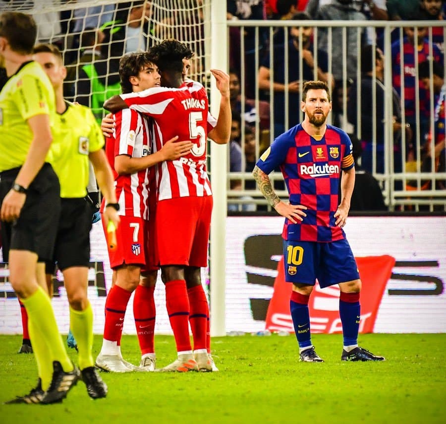 Messi: “Uşaq səhvlərinə yol verib iki top buraxdıq”