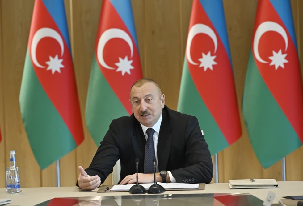 İlham Əliyev: "Onlar tütünü bizdən alır, siqaret buraxır, bizə satır. Buna son qoyulmalıdır"